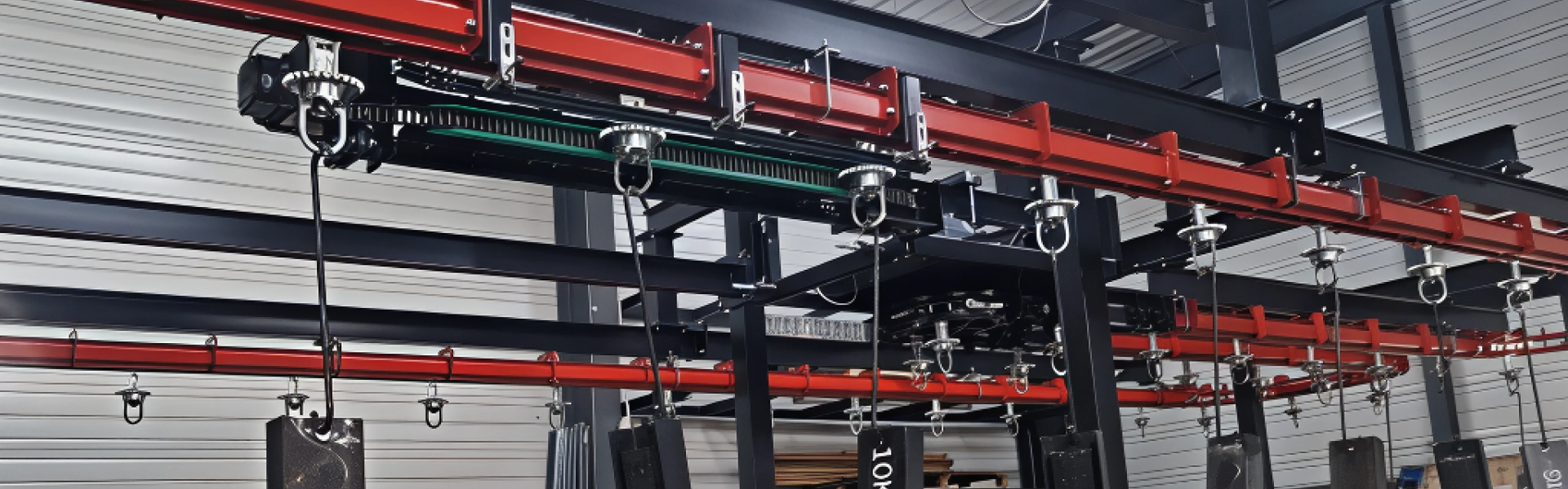 Convoyeur aérien monorail M4 pour ligne de peinture de bouteilles de gaz